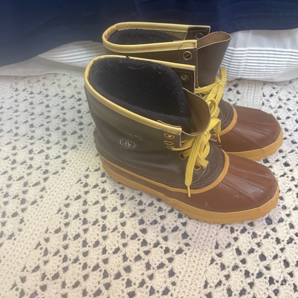 Sorel Artic Pac Boots - Picture 2 of 8